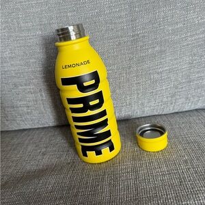 Prime Aluminum Water Bottle- lemonade